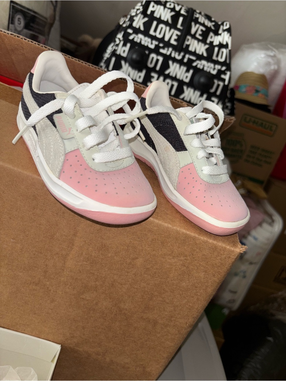 Kids Pumas Pink,White & Black Low-Top Sneakers
